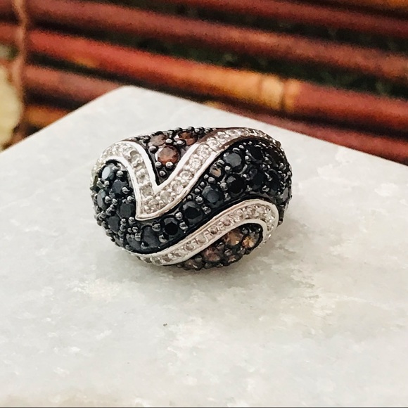 Dome Cocktail Ring Garnet Amethyst and Cubic Zironia Size 6 - Picture 5 of 9